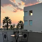 Seaside 4*