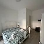 Bed & Breakfast Seaside Praia a Mare