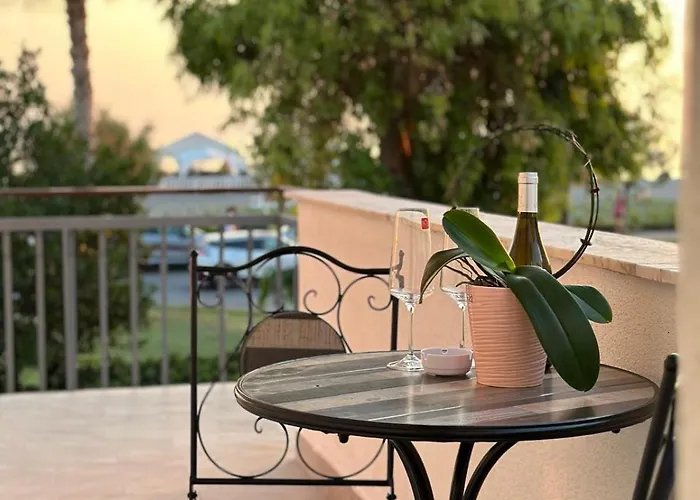 Bed & Breakfast Seaside 4*